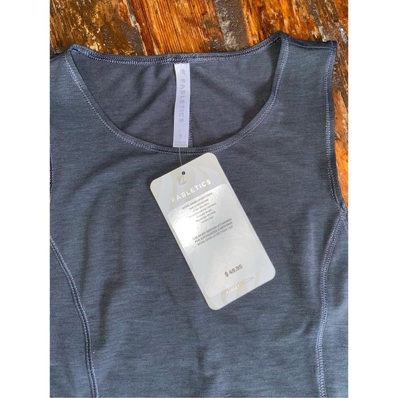 Fabletics NWT Wool Base Layer Tank in Charcoal Grey Heather Top Sz Small, MP $50 - Picture 4 of 9